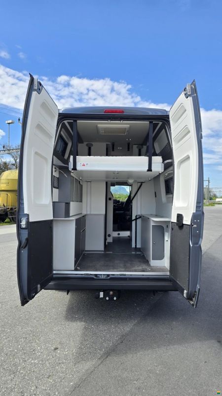 Pilote V633M Premium