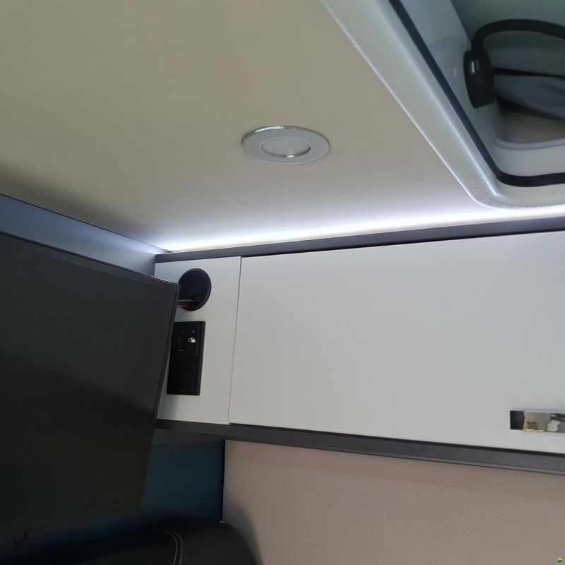 Pilote v630j-t-premium