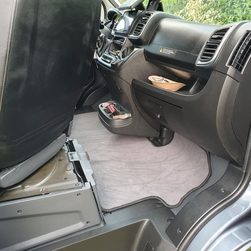 Pilote v630j-t-premium