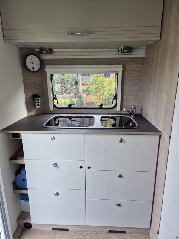 Bürstner Premio Life 480 TS