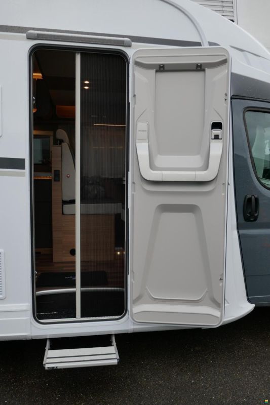 Weinsberg CaraSuite 700 MEG