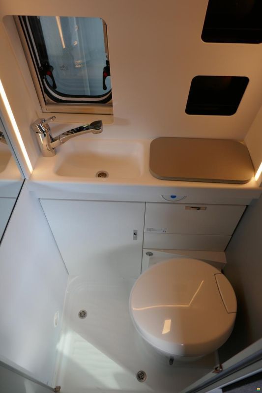 Weinsberg CaraBus Grey 540 MQ + Aufstelldach