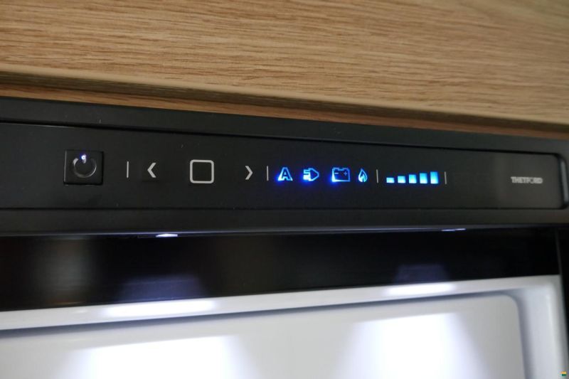 Knaus SKY TI 650 MEG