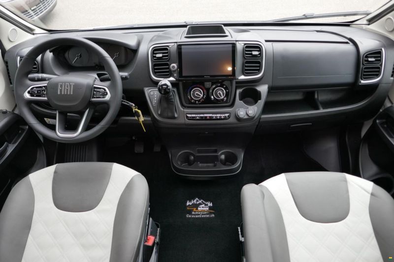 Knaus LIVE TI 650 MEG Platinum Selection