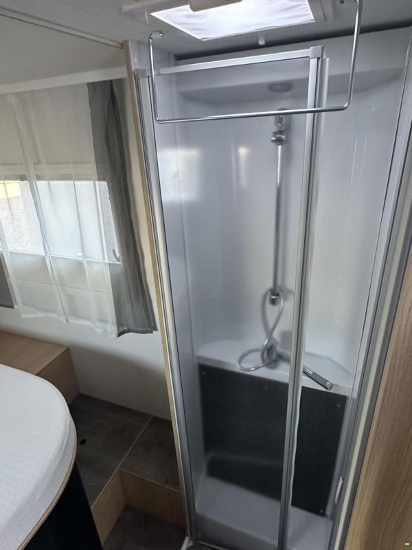 Sunlight Adventure T Ford 690L