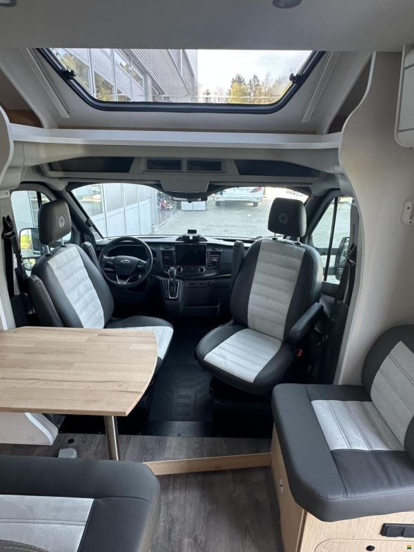 Sunlight Adventure T Ford 690L