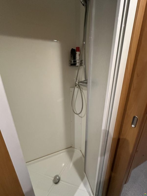 Phoenix Top-Alkoven 9.225 LLC