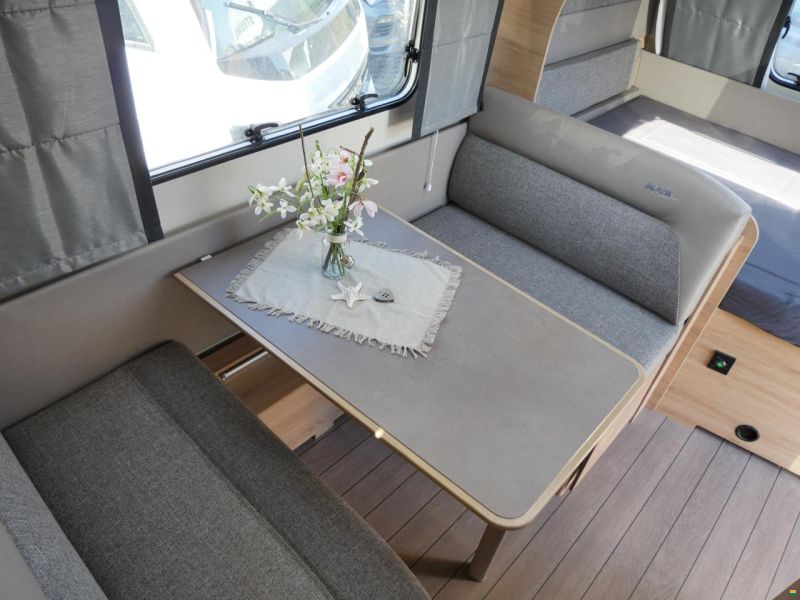 Knaus S&uuml;dwind 500 QDK Black Selection