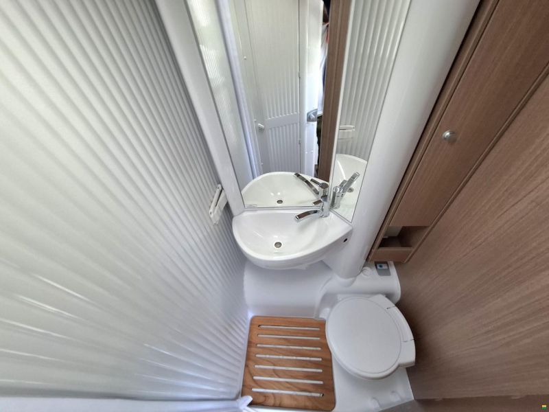 Carado T337 - AUTOMAT!