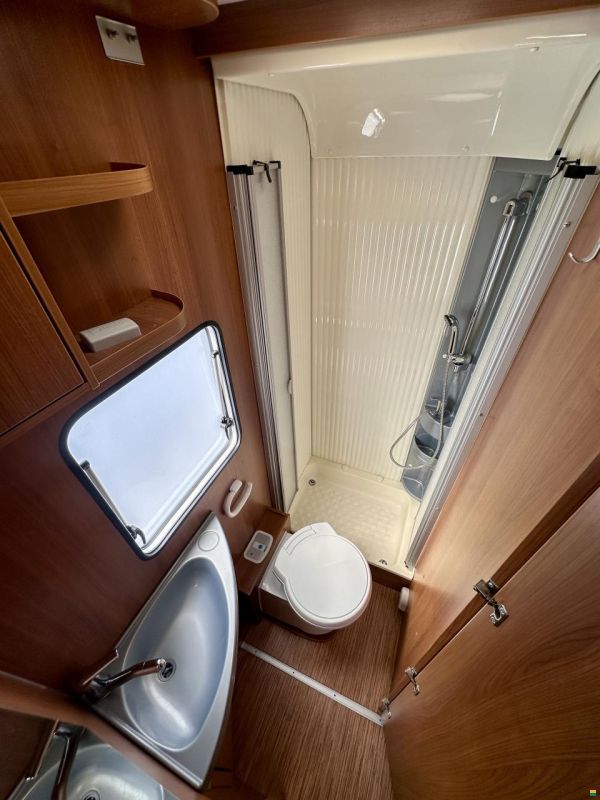 Carado Capron T348 - 4 People