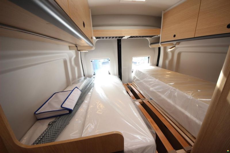 Sunlight Cliff 590 4x4 Green Trek Ford