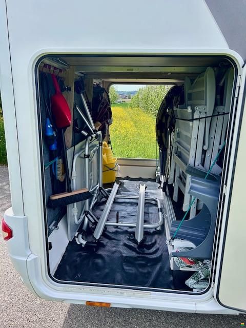 Eura Mobil PT 695 EB