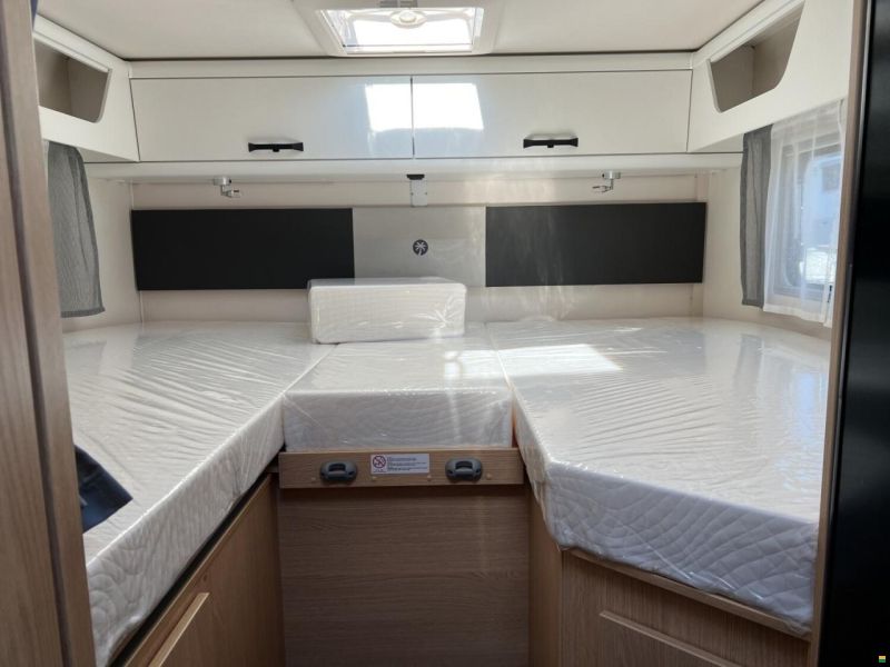 Sunlight Adventure T 66S