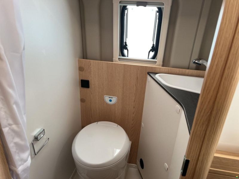 Sunlight Adventure Cliff 640