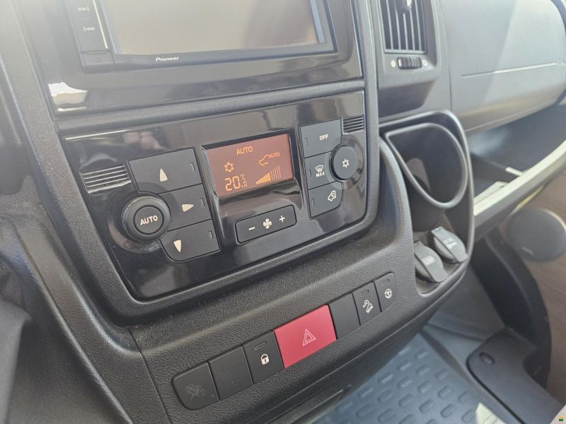 Malibu I 460 ( by Carthago )