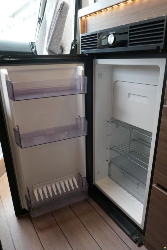 Knaus BoxLife 600 ME mit Aufstelldach