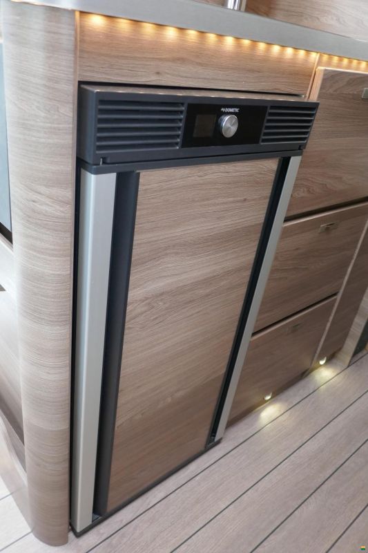 Knaus BoxLife 600 ME mit Aufstelldach