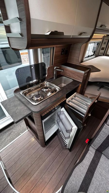 Knaus BoxLife 600 ME mit Aufstelldach