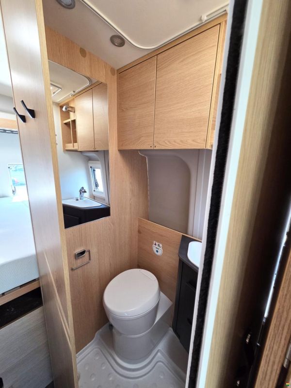 Sunlight Cliff 590 4x4