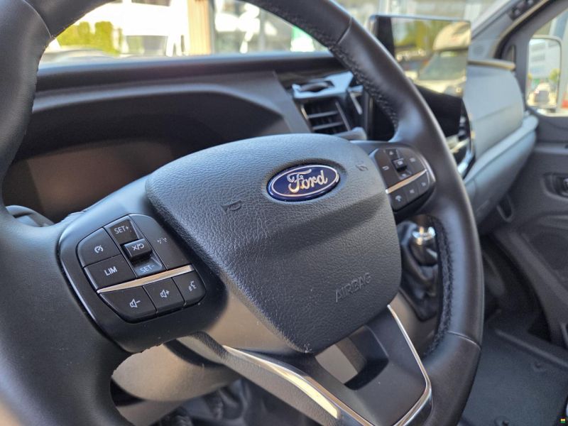 Sunlight Cliff 590 4x4