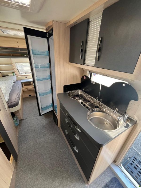 Hobby De Luxe 495 UL