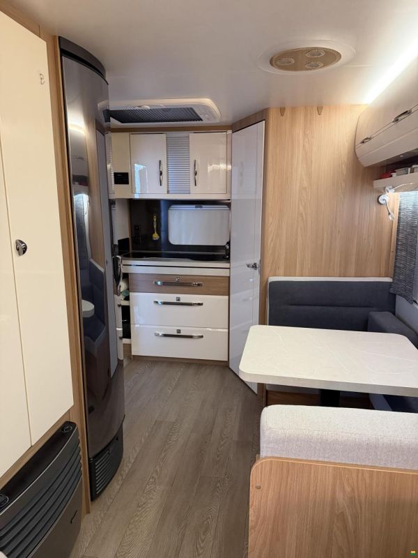 Hobby EXCELLENT 460 SL
