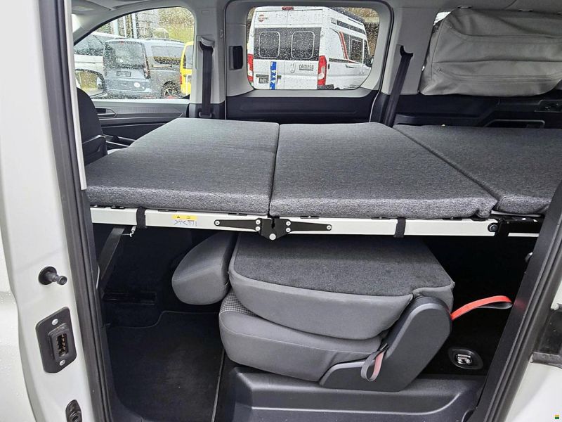 Volkswagen Caddy California Maxi 1.5 TSI DSG