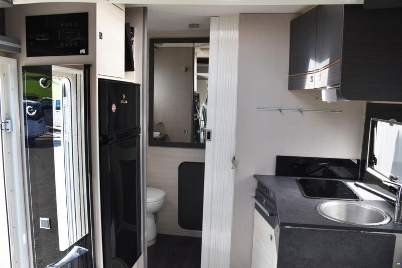 Chausson 650 TITANIUM PREMIUM 2.0 TDCI AUTOMAT