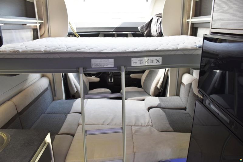 Chausson 650 TITANIUM PREMIUM 2.0 TDCI AUTOMAT