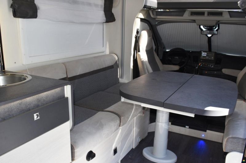 Chausson 650 TITANIUM PREMIUM 2.0 TDCI AUTOMAT