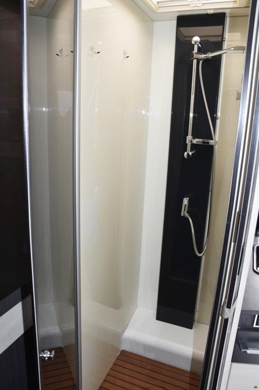 Chausson 650 TITANIUM PREMIUM 2.0 TDCI AUTOMAT