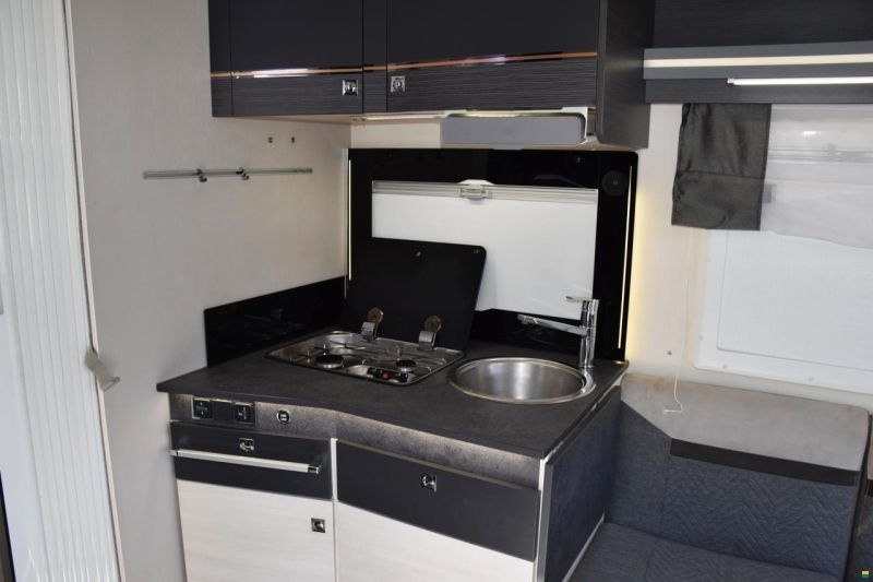 Chausson 650 TITANIUM PREMIUM 2.0 TDCI AUTOMAT