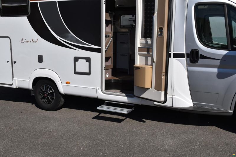 Bürstner T 690 G LIMITED 2.3 MJ150