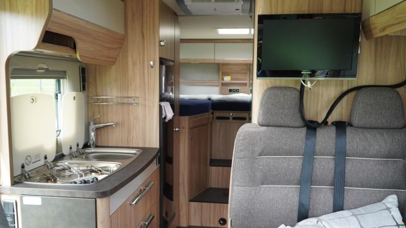 Hymer Exis T 588
