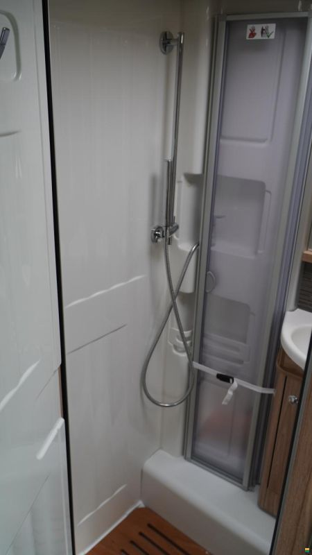 Hymer Exis T 588