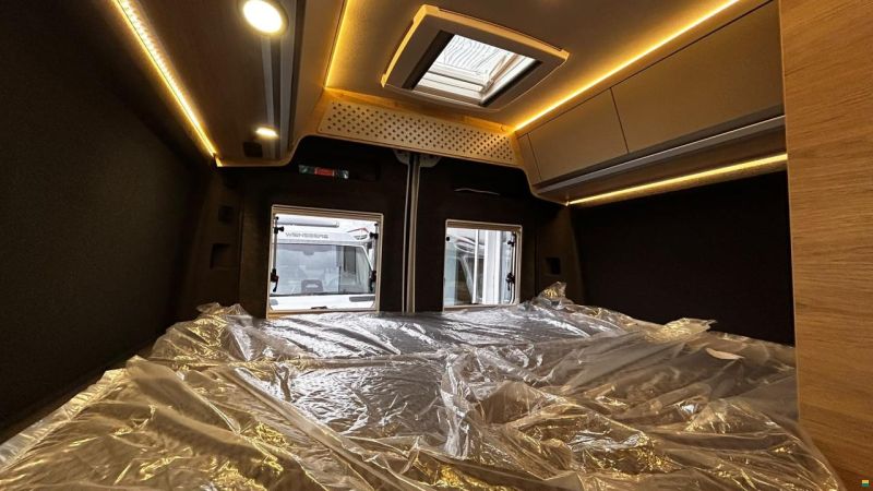 Knaus BoxTime 600 MQ mit Aufstelldach
