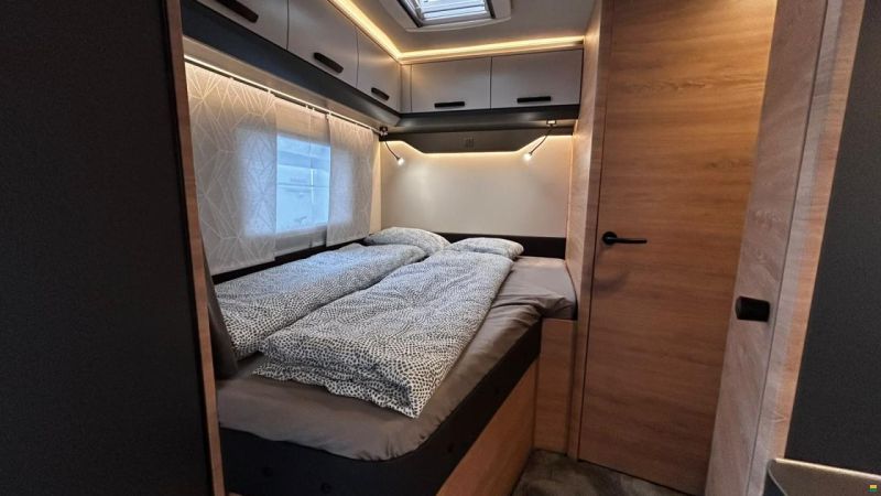Knaus LiveWave 650 MF Platinum Selection