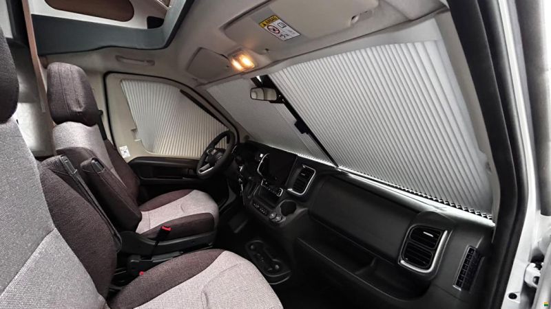 Knaus LiveWave 650 MF Platinum Selection