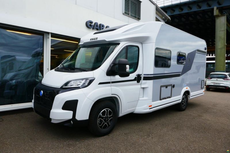 Knaus LiveWave 650 MF Platinum Selection