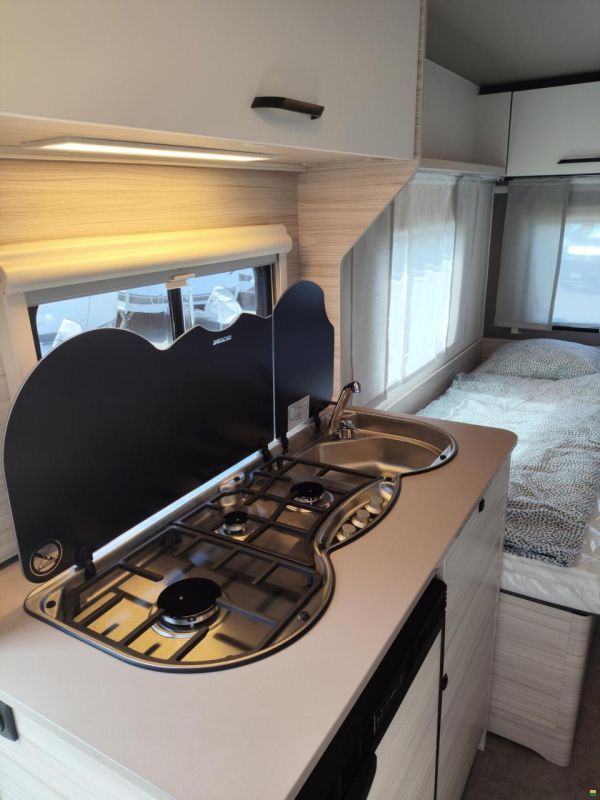 Dethleffs c-joy Active 460 LE