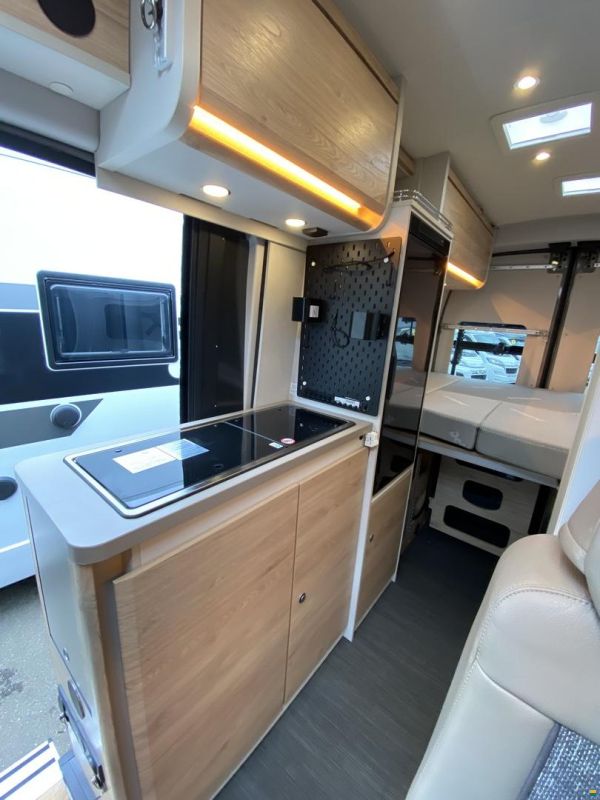 Dethleffs Globetrail, Ford 170PS Automat