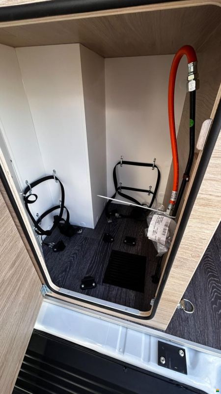 Weinsberg CaraBus 540 MQ Edition Fire Aufstelldach