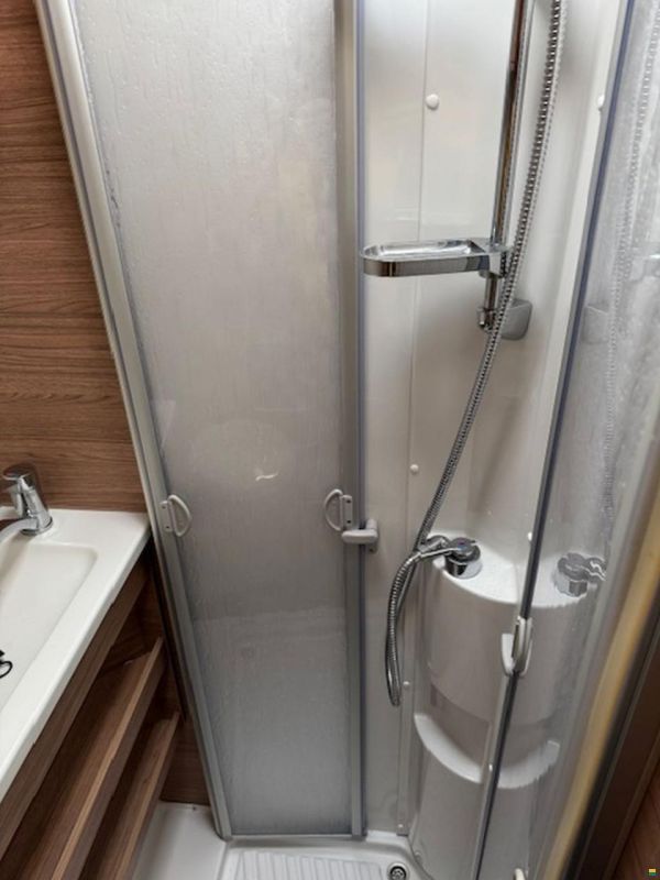 Weinsberg CaraHome 650 DG