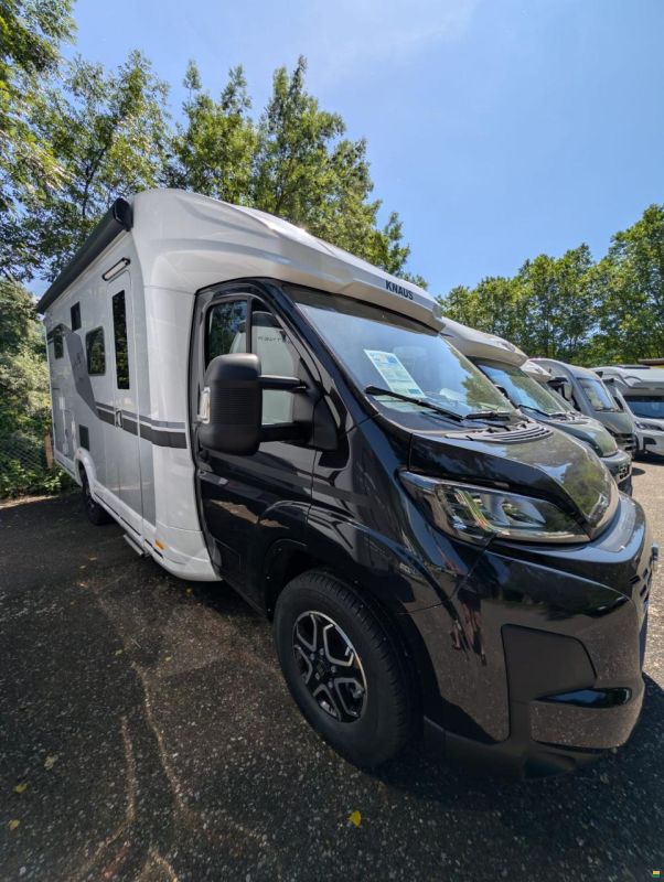 Knaus L!VE Wave 650 MEG Black Selection