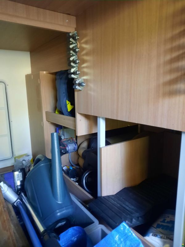Adria MATRIX AXESS M 680SL