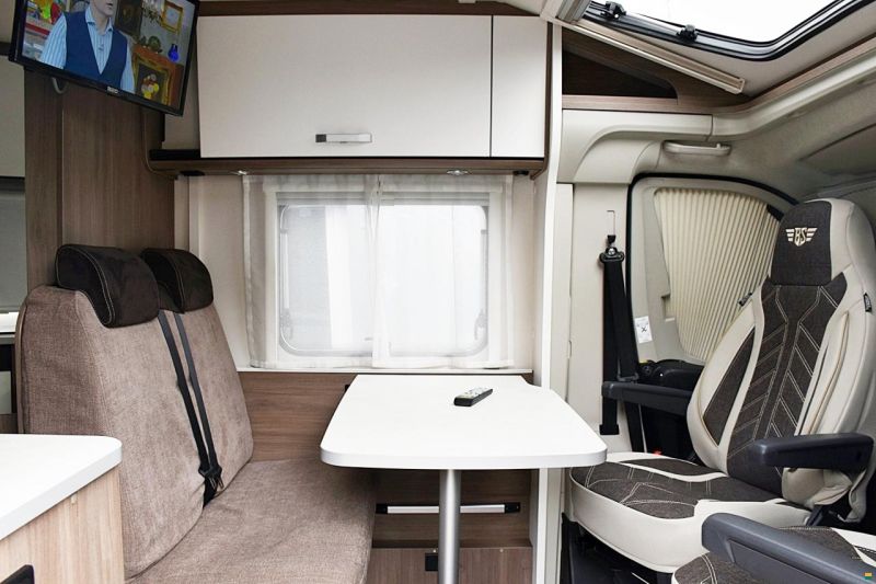 Carado PRO V 337 2.2 HDI