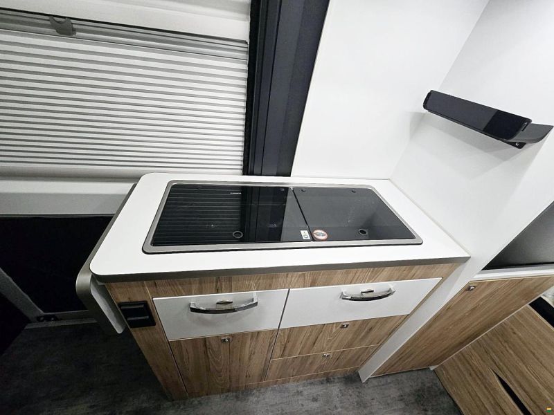 Pilote V 600 G-T 2.2 MJ AUTOMAT AUFSTELLDACH