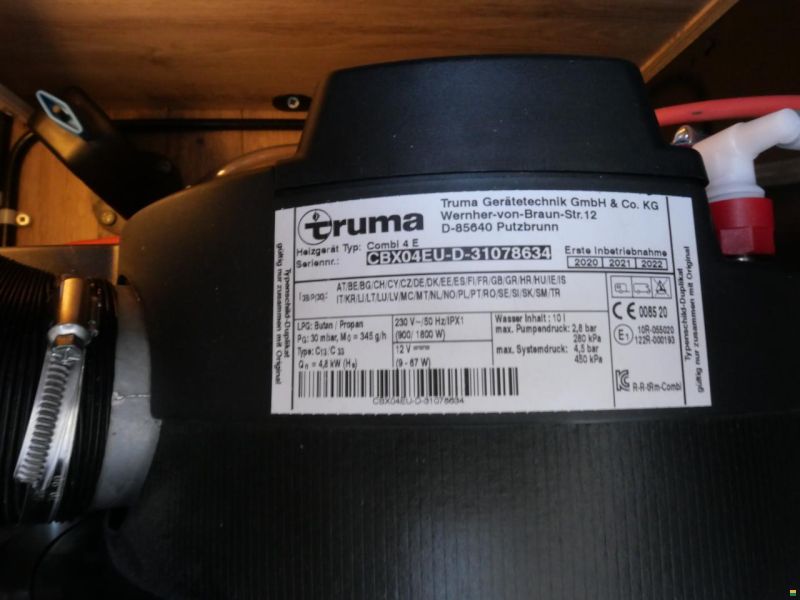 Bravia Mobil Swan 599