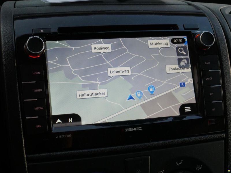 Bravia Mobil Swan 599