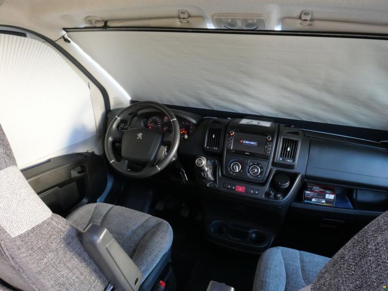 Bravia Mobil Swan 599